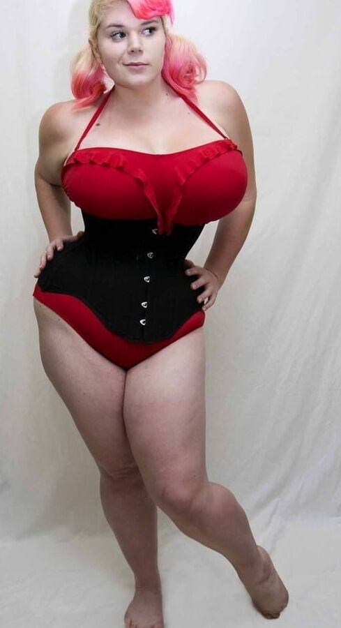 Huge Tits Chubby Penny