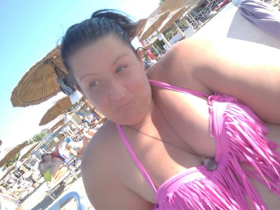 Greek BBW from social Media Eirini