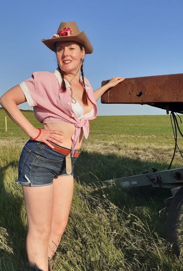 Mrs levi&;s and wonderbra photoshoot