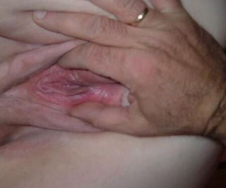 Kelly Wife Exposed