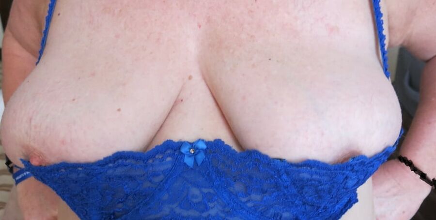Wife tits
