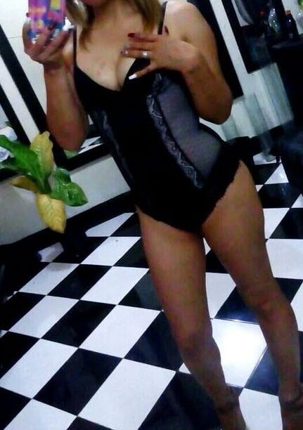 Hot Selfies