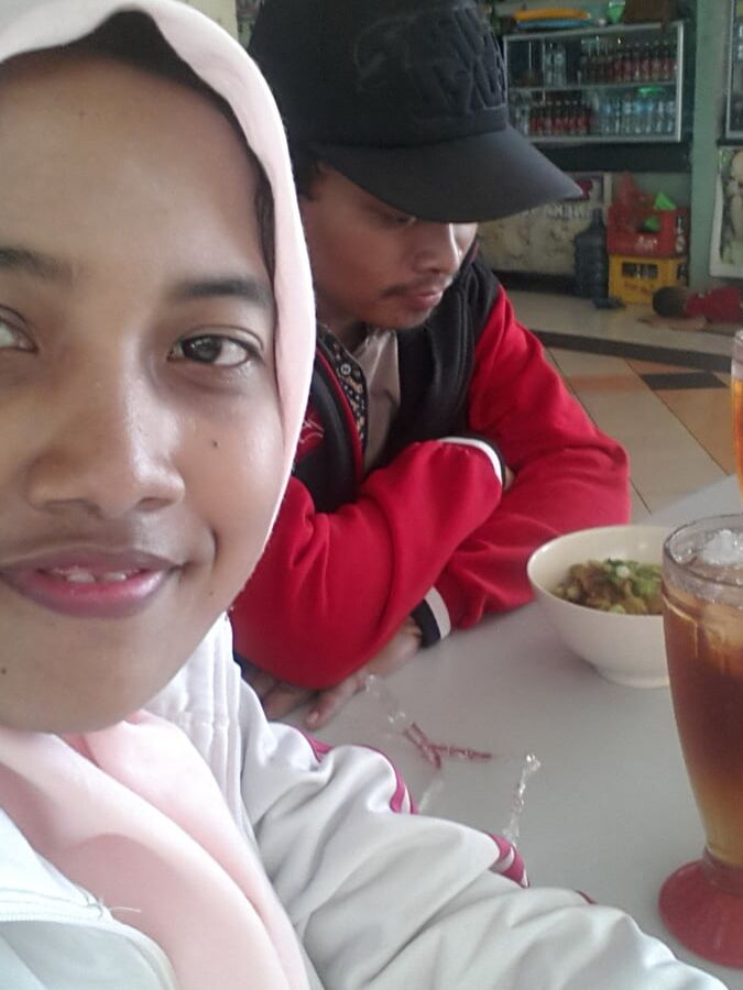 With pacar