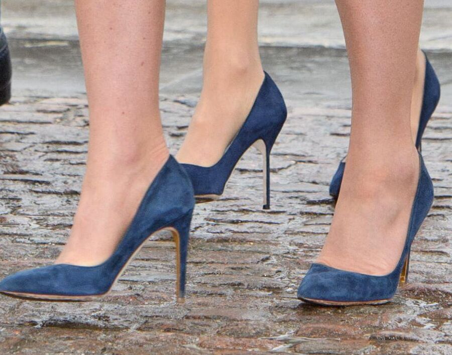 Who love Kate?