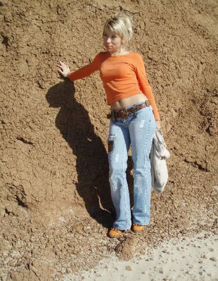 Blonde qui aime la queue