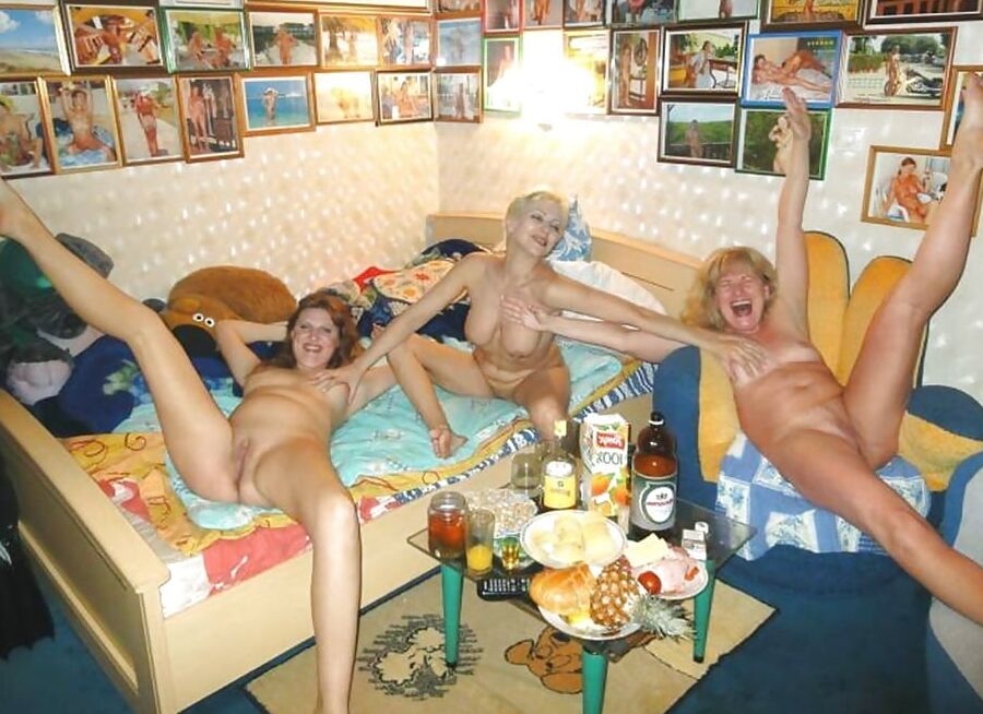 Mature Housewives