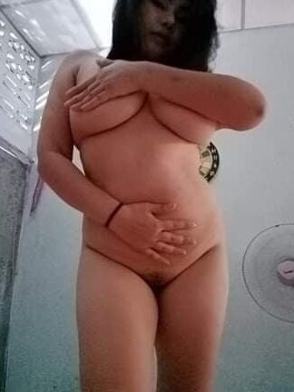 Katt exposed Thai whore