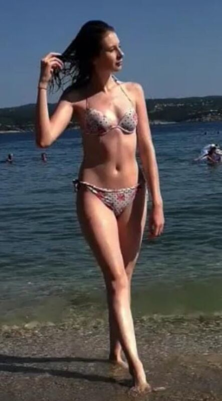 Rate her