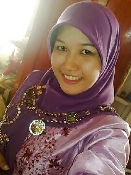 Cewek hijab jilboob indonesia