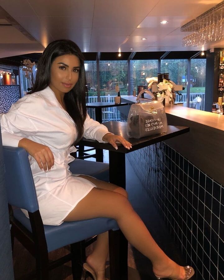 Gorgeous Moroccan Slut Built For Big Black Cocks
