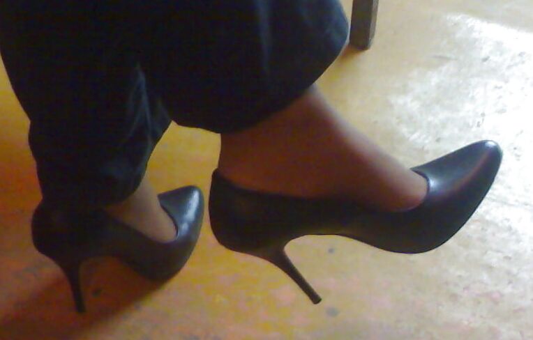 Legs, shoes, pantyhose of ex-GF