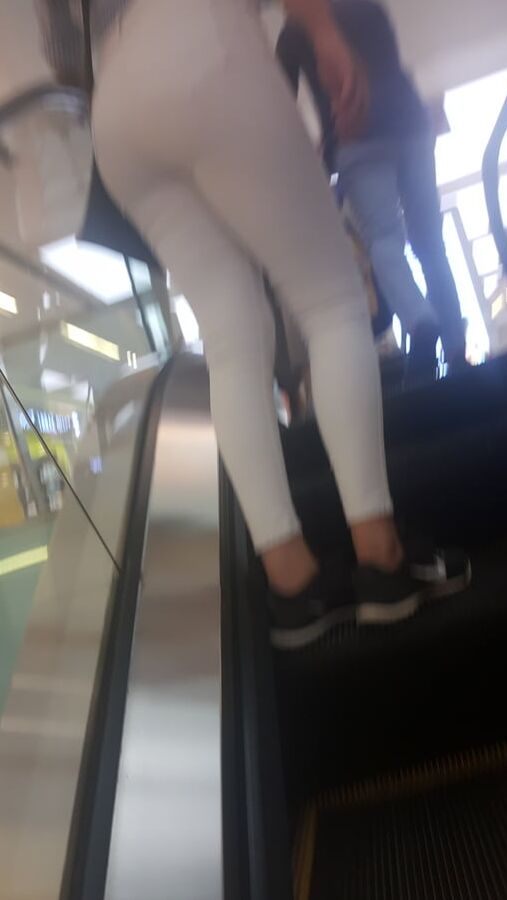 white Ass Nicee..