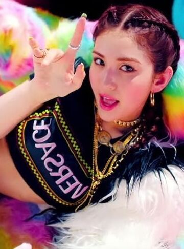 SOMI HOT GIRL