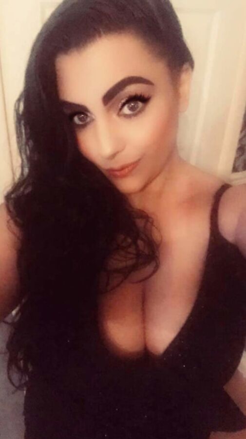 Sexy British MILFS