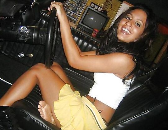 Divya Khanna Moga Nude Images