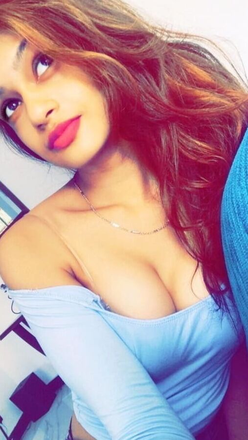 hot girl indian muslim nudes corona time pics leaked