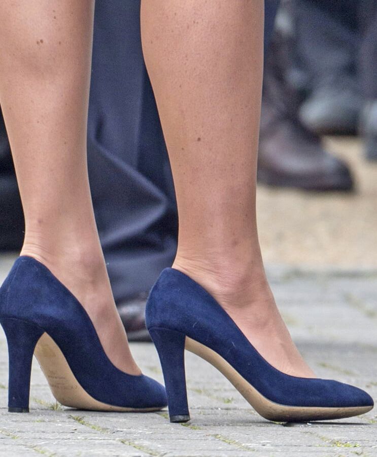 Who love Kate?