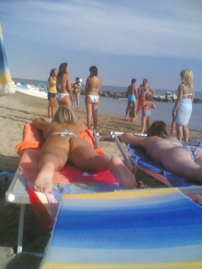 italian beach topless