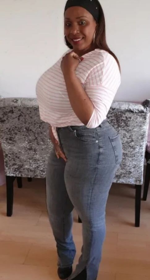 Mature Tits milf want to be your Fuck Bitch