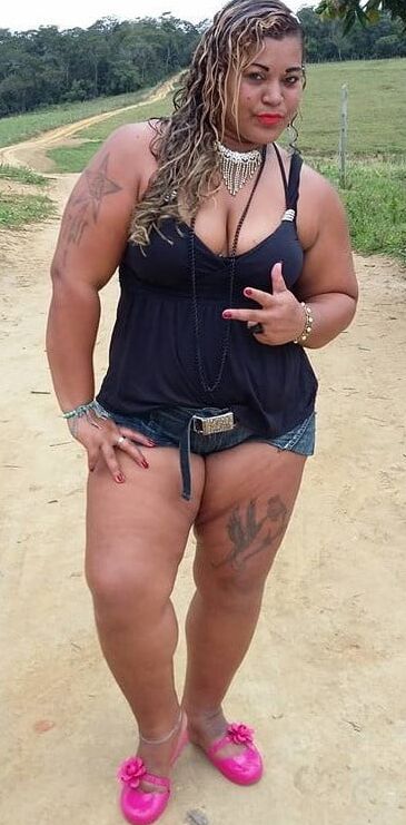 Milfs Gilfs
