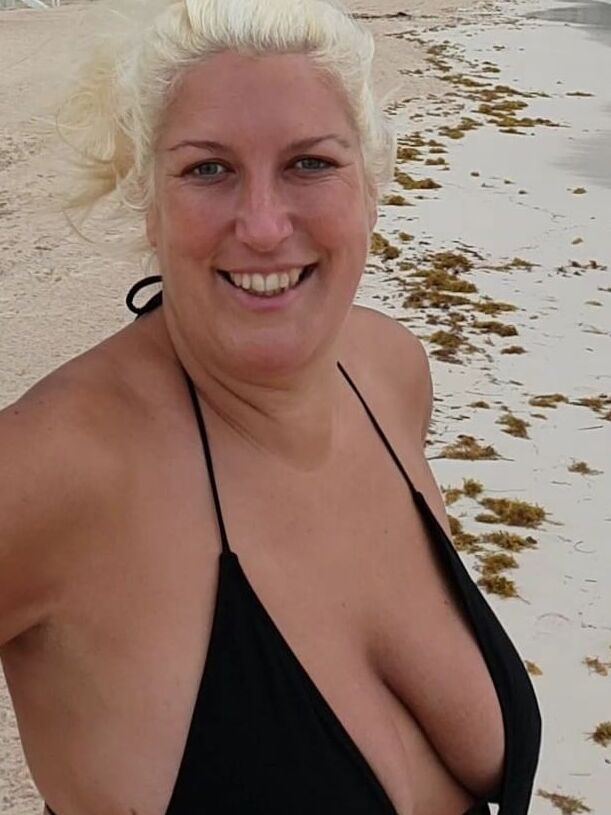 Bbw blonde naked