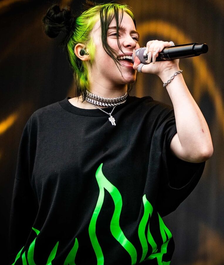 Billie Eilish long nails