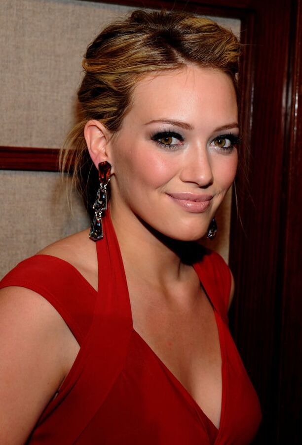 Sexy Hilary Duff -