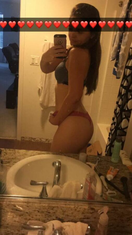 Taylor from Southern California Exposed