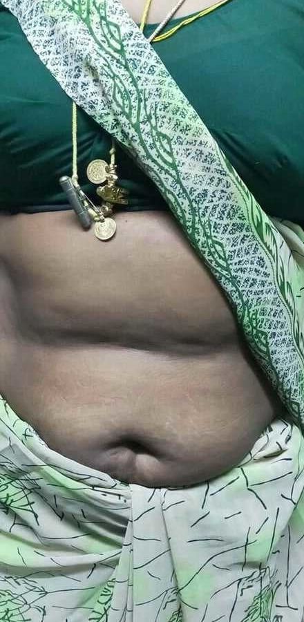 Aunty navel