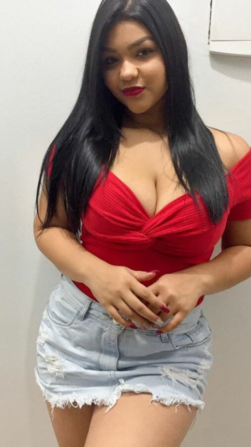 EMILLY FROM BRAZIL GREAT TITS