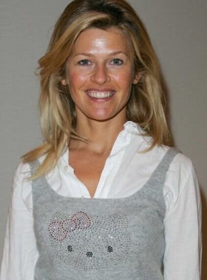 Lynda Lacoste ( - )