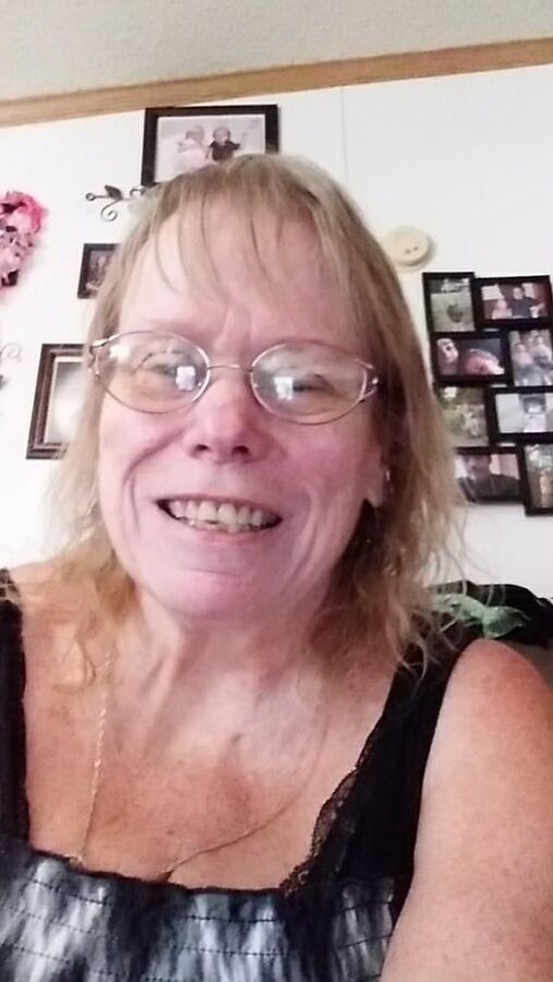 Grannies In Cute Sleeveless Blouses