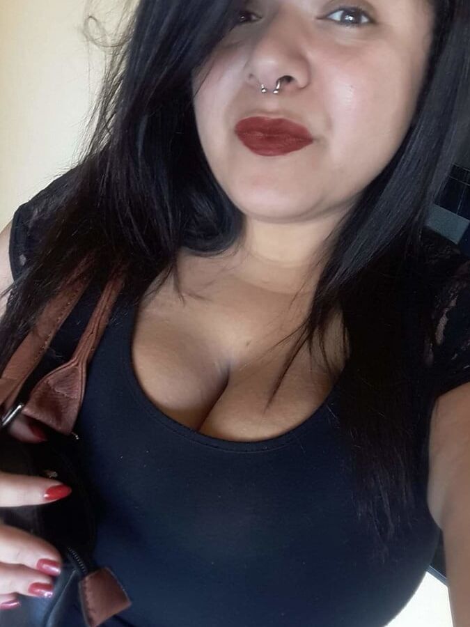 Ruana Pires