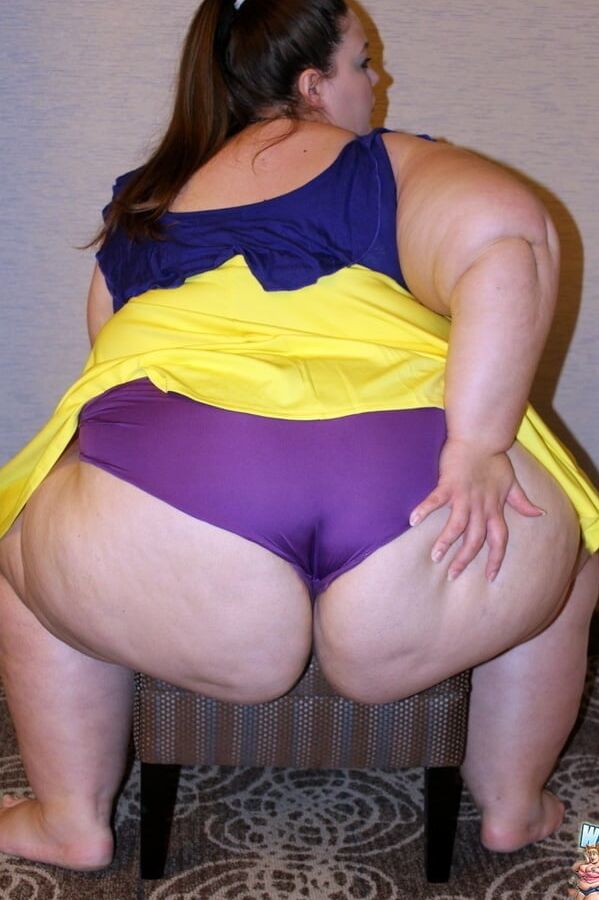 Big girls+big panties+big bras=grinds my gears