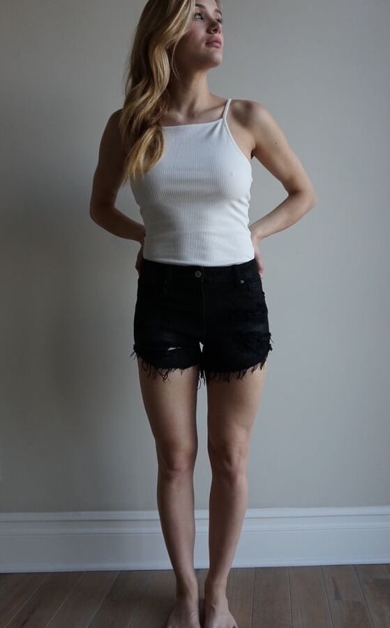 Hunter King Feet