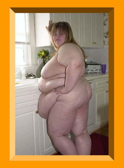 Expose extremely fat web slut
