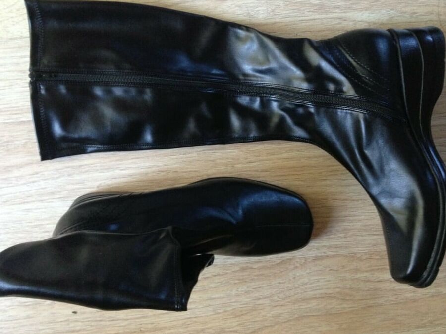 wedge boots