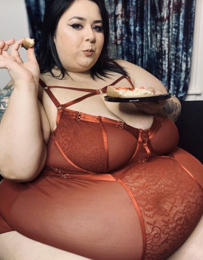 BBW Big Fat Belly Ladies