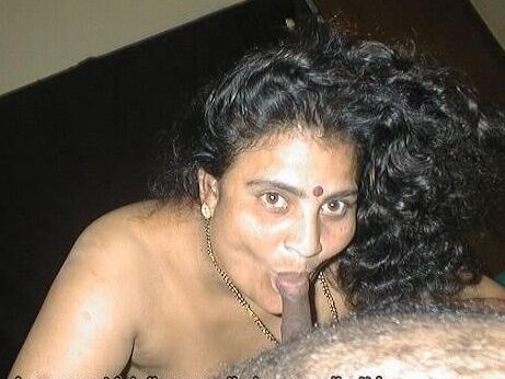 Aunty sex mood