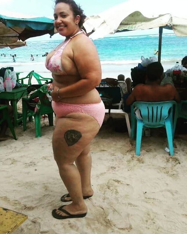 Cavala Gostosa Thaiz (cum &amp; comments)