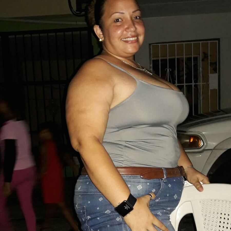 Cavala Gostosa Thaiz (cum &amp; comments)