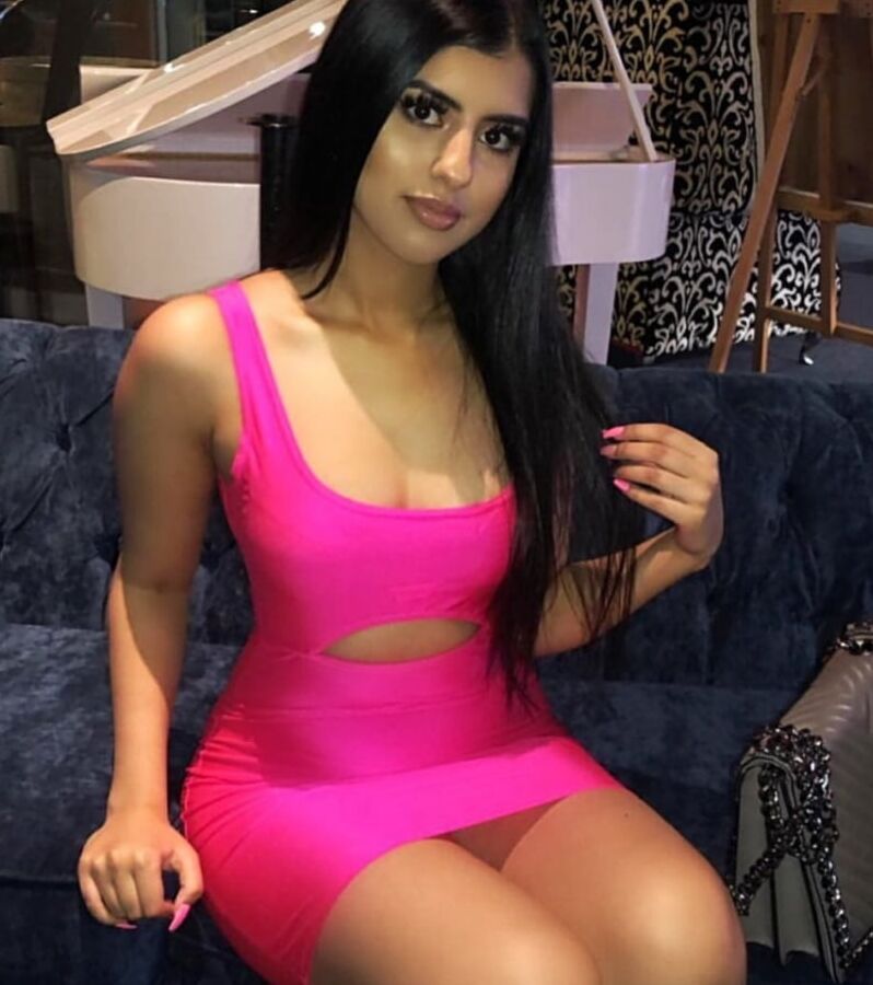 Hot Paki student sexy ass loves cock