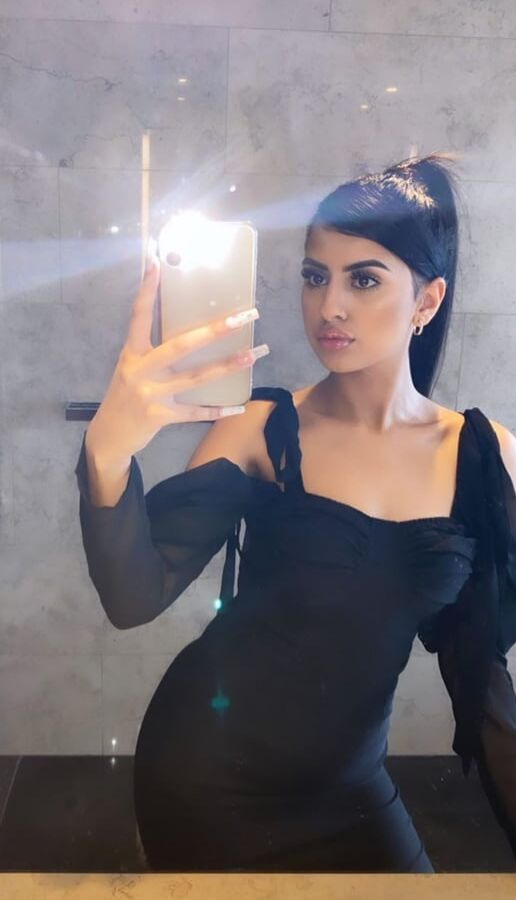Hot Paki student sexy ass loves cock