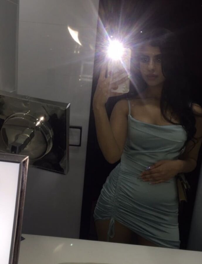 Hot Paki student sexy ass loves cock