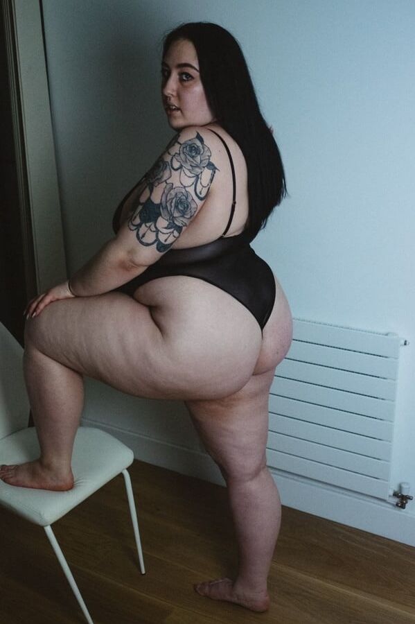 Sexy as fuck Fat Slut