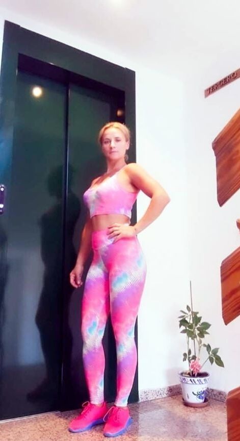 Ely in tight leggings