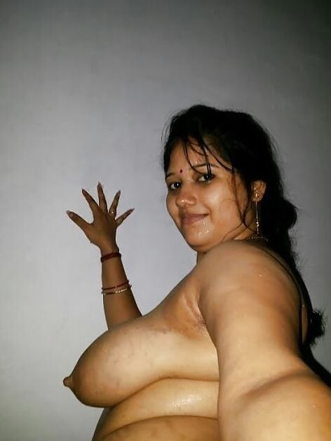 South bbw aunty show nude