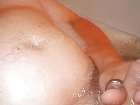 Fuesse in der Wanne