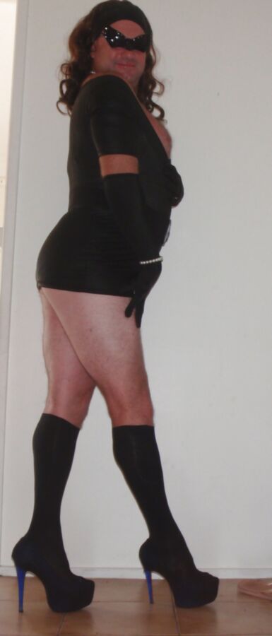 im lackkleid