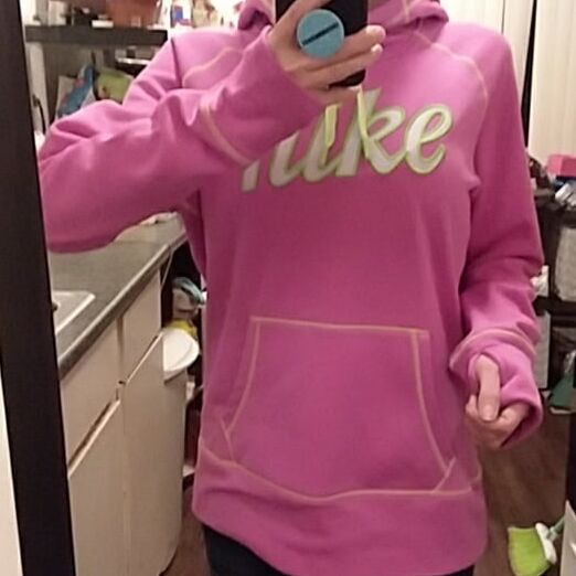 Minnesota MILF Selling Clothes